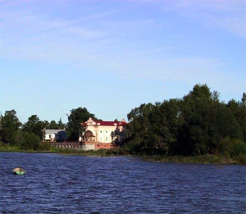 храм и финский залив
