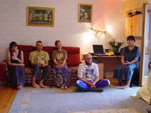 Томские и Красноярские преданные на утренней программе со Шрипадом Бхагават Махараджем