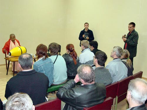 right after finishing the exhibition in Donetsk, there was organized a preaching program with Sripad Bhagavat Maharaj.