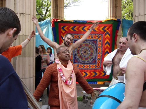 And, of course, harinama sankirtan led by Sripad Bhagavat Maharaj is starting at the end of yajna.