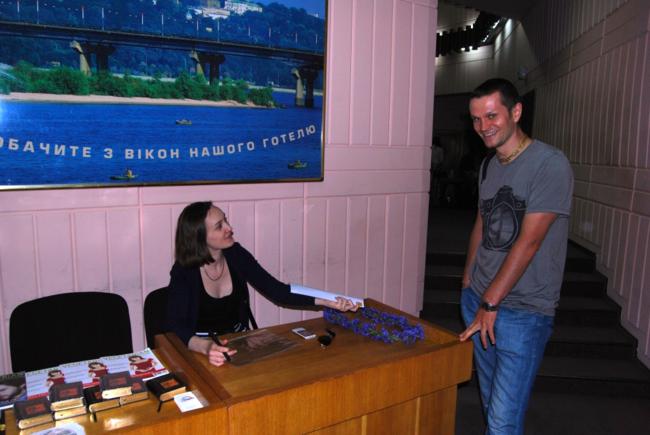 DSC_0054_650x435