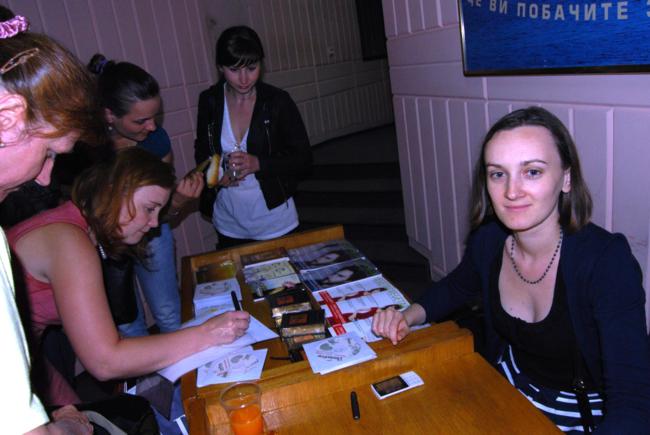 DSC_0077_650x435