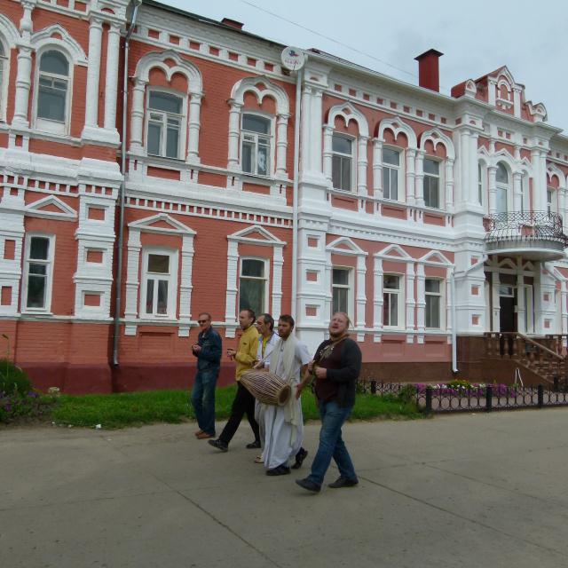 L1080777