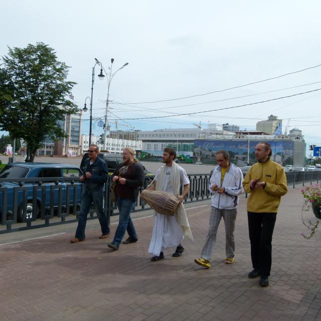 L1080883