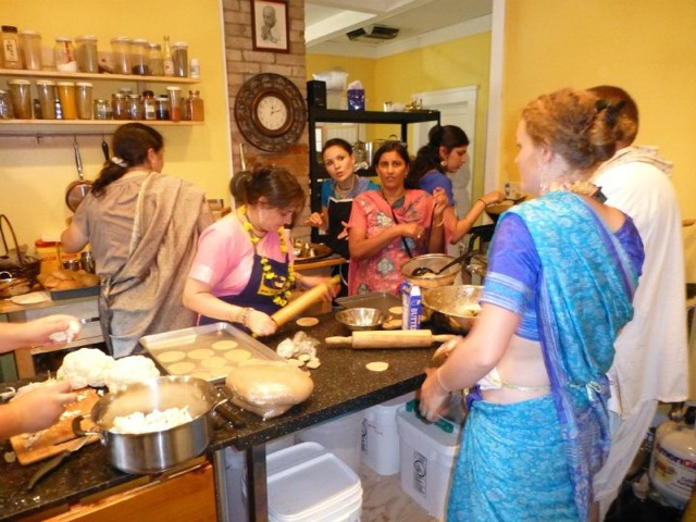 8-seva-cooking