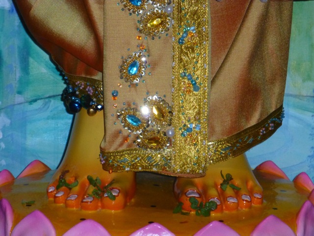 23-Lotus-Feet