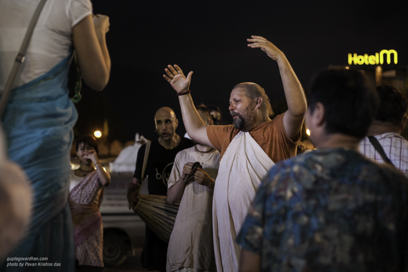 HK_sankirtana-5099