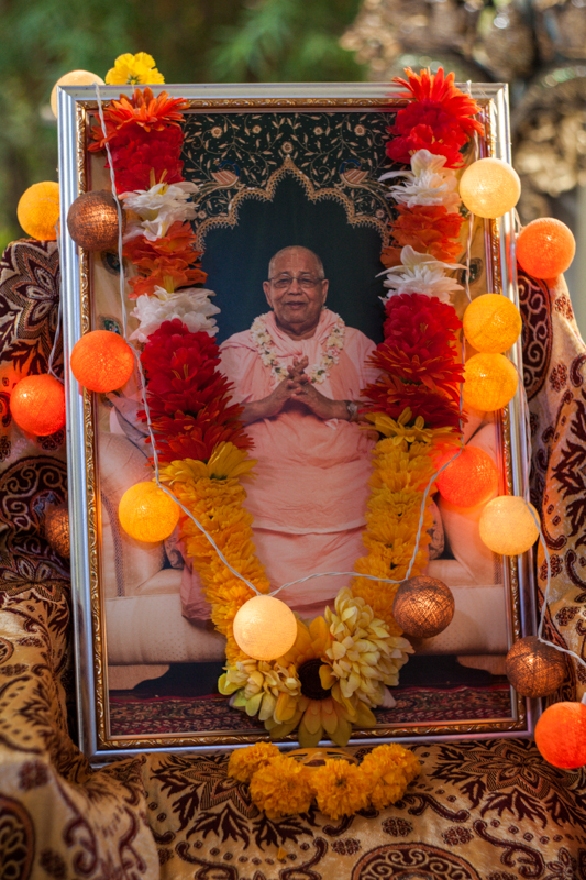 Srila_Gurudev_appearance-0376
