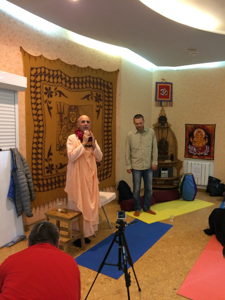 2DVHaHYqjiU