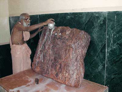 3AranyaMhj-Abhishek