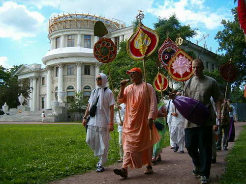 070701 Ratha-yatra 08