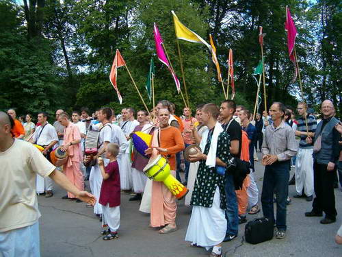 070701 Ratha-yatra 09