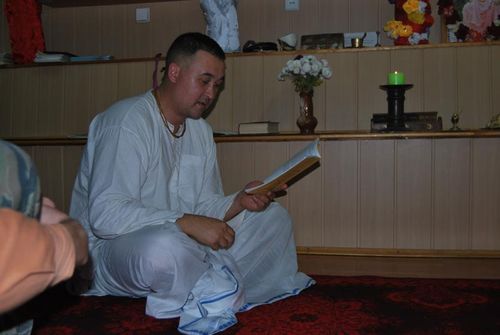 08