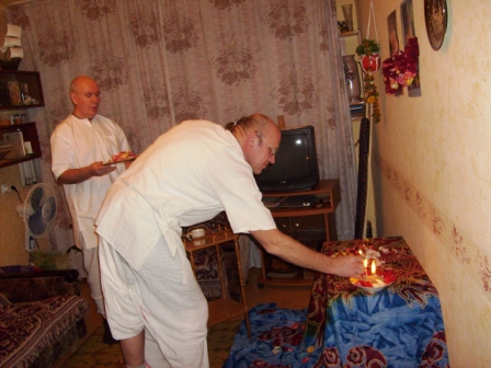 08