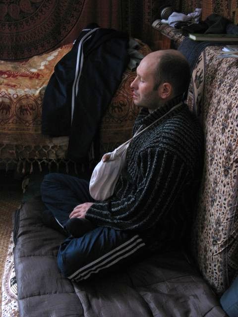 06 Ванбихари Прабху не даёт чёткам поститься