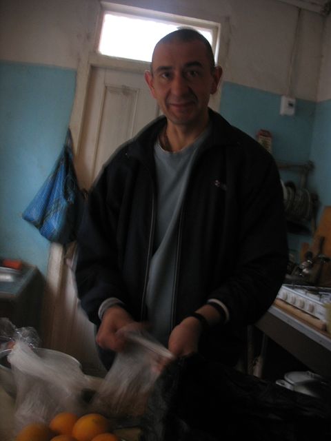 0Мои друзья!Это бренное тело подобно сети_опутанные невежеством, наши глупые чувства влекут нас к