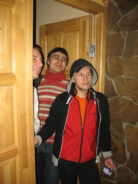 12 А нам того и надо