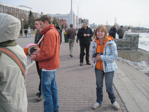08