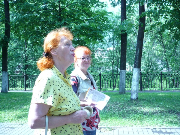 Воспевание святых имён.