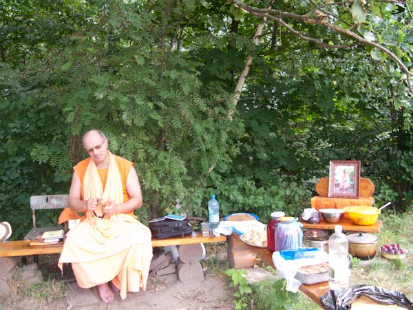 100801_Madhav_Maharaj-06