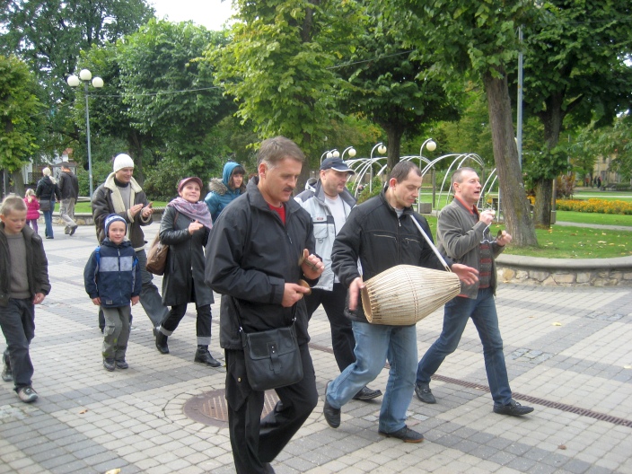 harinamaokt2010 004