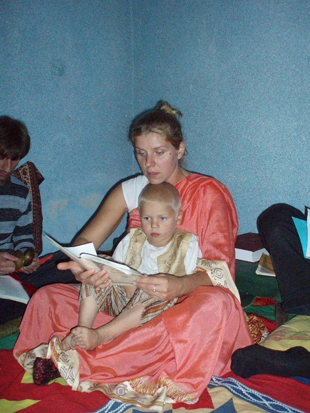 Ишвара диди и Гопал
