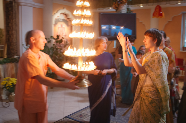 Gurapurnima_2012_00055
