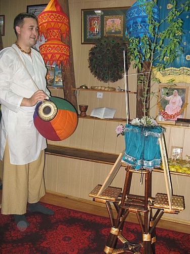 09.jpg