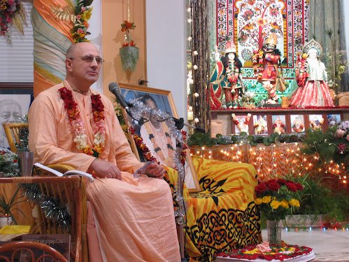 Vyasa_Puja10.jpg
