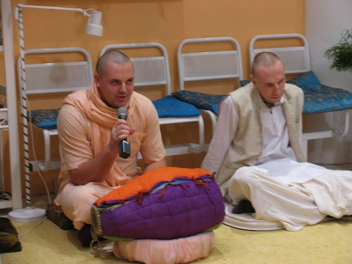 Vyasa_Puja14.jpg