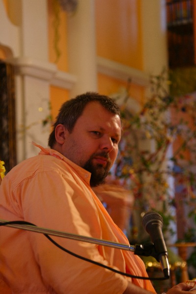 080223-AvadhutMj-init-ShyamaRani-14-s